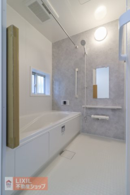  yznʐ^BؕCłqlƈꏏłƊ܂B