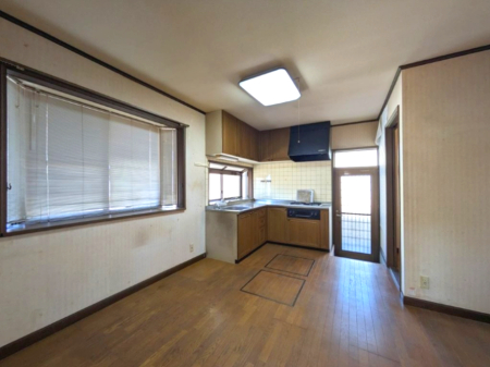 Lb` 1KLb`L^ɂȂĂA̍ƃXy[Xmۂ܂B