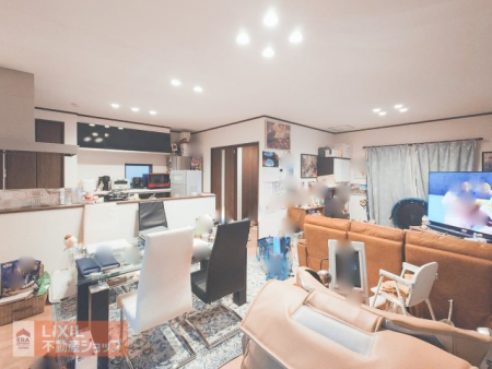 rO LDK20irOE_CjOELb`20ȏj́AɍLXƂJӂԂłB