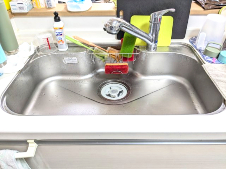 Lb` Ƒł̃R~jP[VƂΖʌ^VXeLb`łBɃVNƃR܂Ƃ߂VvȌ`łB