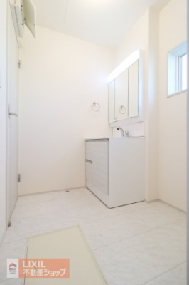  yEߏznʐ^BʒEߏ͂ƂXy[XŎg₷łB