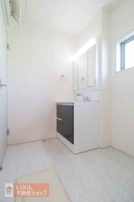  yEߏznʐ^BʒEߏ͂ƂXy[XŎg₷łB