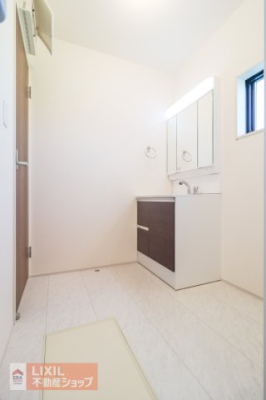  yEߏznʐ^BʒEߏ͂ƂXy[XŎg₷łB