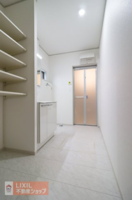  yEߏznʐ^BʒEߏ͂ƂXy[XŎg₷łB