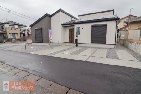  yԃXy[Xznʐ^BƂԃXy[XłB