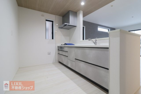 Lb` yLb`zRRXy[XmۂꂽVXeLb`Bɒ\ȂߎZɂȂ܂Ai₹̂łD̕Ɋ΂܂B 