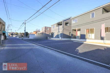  yԃXy[Xznʐ^BƂԃXy[XłB