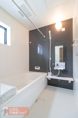 ���� �y�����z���n�����ʐ^�B��ؕ��C�ł��q�l�ƈꏏ�ł��������Ɗ����܂��B�A�N�Z���g�̕ǎ����I�V�����ł���