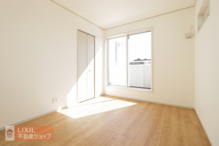 �Q�� �y�Q���z���n�����ʐ^�B���邢�̌��̓����Q���ł��B