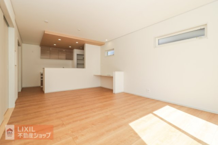  �y�_�C�j���O�z���n�����ʐ^�B�Ƒ��ł��낰��_�C�j���O�ł��B