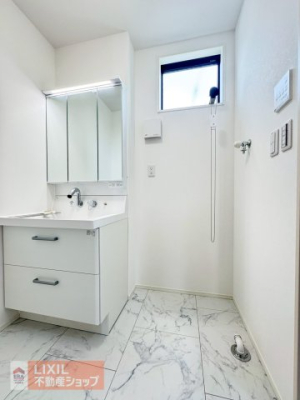  �y�����h���[�X�y�[�X�z���n�����ʐ^�B�Ǝ������Ȃǎg�����肪�悭�A�����󂪂��₷���ł��ˁB