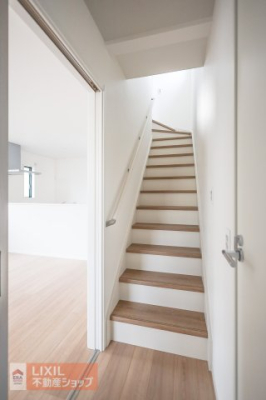 ���̑����� �y�����z���n�����ʐ^�B�K�i�͎肷�������D�w���񂩂炨�q�l�⍂��҂����S�ł��B