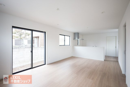  �y���r���O�_�C�j���O�z���n�����ʐ^�B�Ƒ��ŉ߂����邭�났�̋��