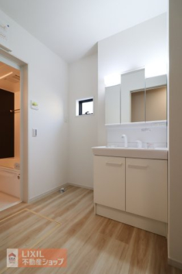  �y�����h���[�X�y�[�X�z���n�����ʐ^�B�Ǝ������Ȃǎg�����肪�悭�A�����󂪂��₷���ł��ˁB