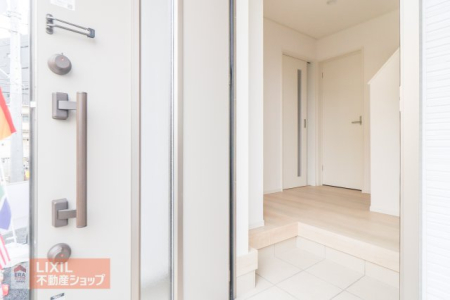  �y�h�Ɛݔ��z���n�����ʐ^�B�Q�d�ň��S�̃_�u�����b�N�B