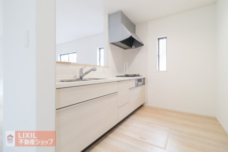 �L�b�`�� �y�L�b�`���z�L�X�Ƃ����L�b�`���X�y�[�X�̓X�g���X�Ȃ����������邱�Ƃ��ł��܂��B�y���������������āA���������H����͂ނ̂��y���݂ɂȂ�܂��ˁB  