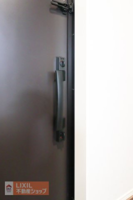  �y�h�Ɛݔ��z���n�����ʐ^�B�Q�d�ň��S�̃_�u�����b�N�B