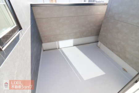 �o���R�j�[ �y�o���R�j�[�z���n�����ʐ^�B�L�X�o���R�j�[�ł��z�c����󕨂��������񊱂��܂���