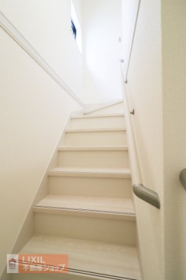 ���̑����� �y�����z���n�����ʐ^�B�K�i�͎肷�������D�w���񂩂炨�q�l�⍂��҂����S�ł��B