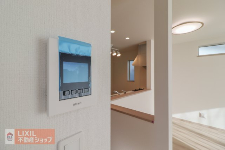  �yTV�C���^�[�z���z���n�����ʐ^�B�J���[TV�C���^�[�z���B