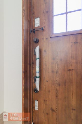  �y�h�Ɛݔ��z���n�����ʐ^�B�Q�d�ň��S�̃_�u�����b�N�B