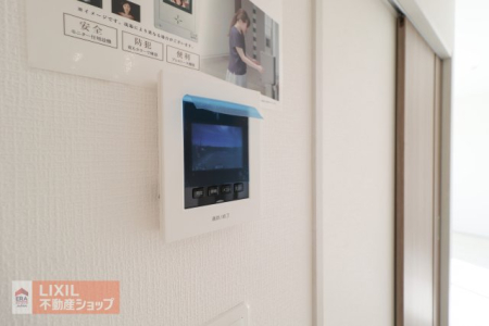  �yTV�C���^�[�z���z���n�����ʐ^�B�J���[TV�C���^�[�z���B