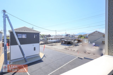 ���̑� �y��������̒��]�z���n�����ʐ^�B�o���R�j�[����̌i�F�B�\���ȊԊu���m�ۂ���Ă���܂��B�o���R�j�[����̒��]�ł��B�o���R�j�[�Ő���������ЂƎ��́A��炵�̂�����Ƃ����X�p�C�X�ł��ˁ�