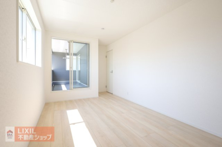 �Q�� ��Q���ɂ͎��[�X�y�[�X���������Ă���̂ŁA���v�w�̈ߗނȂǂ���������ƕЕt���܂��B��������Ɩ���A�g�̂��x�߂�S�n�ǂ��Q���ɂ҂�����ł��I