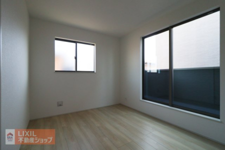 �Q�� ��Q���ɂ͎��[�X�y�[�X���������Ă���̂ŁA���v�w�̈ߗނȂǂ���������ƕЕt���܂��B��������Ɩ���A�g�̂��x�߂�S�n�ǂ��Q���ɂ҂�����ł��I