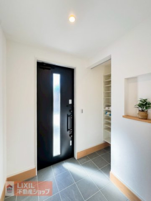 ���� ������Ƃ������փX�y�[�X�I���邢��Ԃ����o�������܂��I�V���[�Y�{�b�N������U�炩��₷�����֎�����Еt���������萮������Ԃɂł��܂��B 