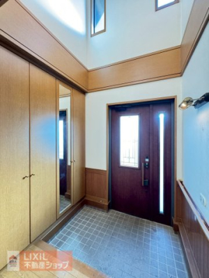 ���� �Ƃ̑���ۂ͌��ւŌ��܂邭�炢�d�v�ȏꏊ�B���������̂���J���I�ȋ�ԁB�d����w�Z����A���Ă���ƉƂɋA���Ă����Ɨ��������������錺�ւł�