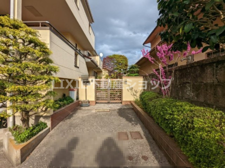  ��������Ԃ̃G���g�����X�A