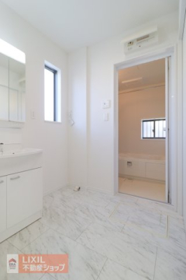  �y�����h���[�X�y�[�X�z���n�����ʐ^�B�Ǝ������Ȃǎg�����肪�悭�A�����󂪂��₷���ł��ˁB