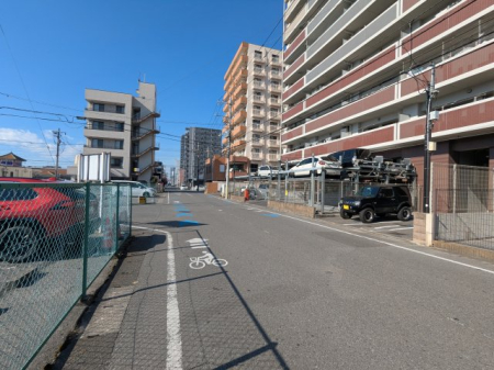  �O�ʓ��H�B