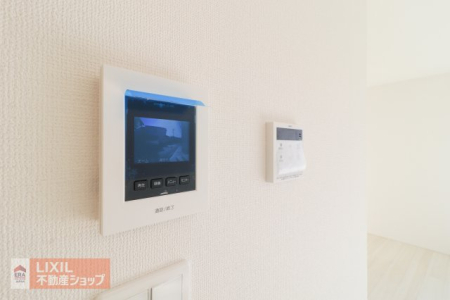  �yTV�C���^�[�z���z���n�����ʐ^�B�J���[TV�C���^�[�z���B