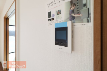  �yTV�C���^�[�z���z���n�����ʐ^�B�J���[TV�C���^�[�z���B