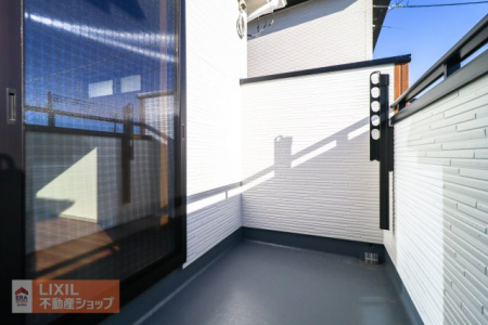 �o���R�j�[ �y�o���R�j�[�z�Q�K�o���R�j�[�͎�Q���ɖʂ��Ă�����󕨂���荞��Ŏ��[���邱�Ƃ��ł���̂łƂĂ��֗��ł��B���z�c���Q�����璼�ڃo���R�j�[�ցA���z�c�͂��ł��t�J�t�J 