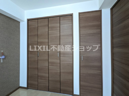 ���[ �e�����Ɏ��[���t���Ă���̂ł���������������ۂĂ܂���