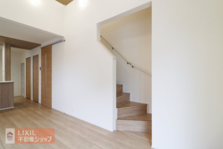 ���̑����� �y�����z���n�����ʐ^�B�K�i�͎肷�������D�w���񂩂炨�q�l�⍂��҂����S�ł��B