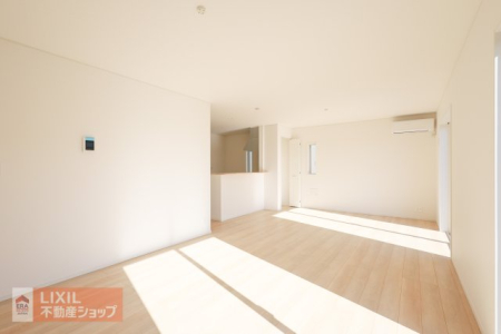  �y�_�C�j���O�z���n�����ʐ^�B�Ƒ��ł��낰��_�C�j���O�ł��B