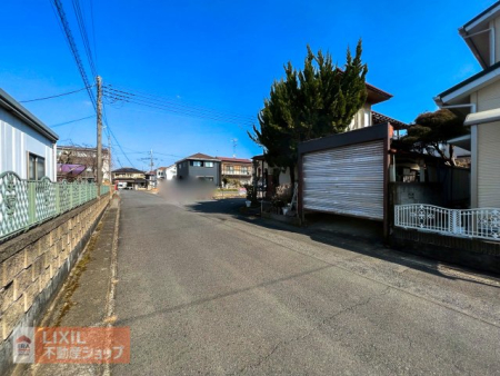 ���̑� �L�����H�ɖʂ����p�n�́A�����̊O�ς��������f����X�e�[�^�X�B ���H����̈��������邽�߁A�K���[�W����g�ݍ��킹�����R�x�̍����O�\�v�������\�ł��B