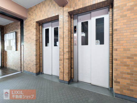 ���̑� �G���x�[�^�[��2��t���Ă���̂ŁA�ʋ΃��b�V�������S�ł���