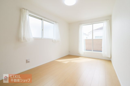 �Q�� �y�Q���z���n�����ʐ^�B���邢�̌��̓����Q���ł��B