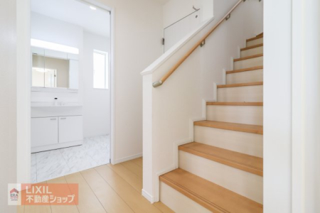 ���̑����� �y�����z���n�����ʐ^�B�K�i�͎肷�������D�w���񂩂炨�q�l�⍂��҂����S�ł��B