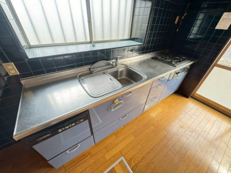 �L�b�`�� �V�X�e���L�b�`���ł��B