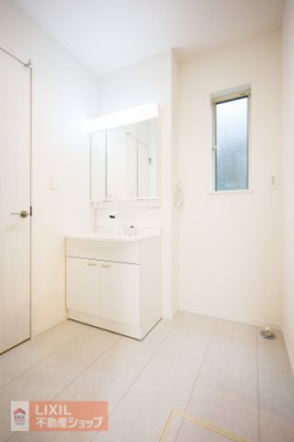 ���ʑ�E���ʏ� �y�������ʉ��ϑ�z��Ƃ�̐��ʃX�y�[�X�Œ��̐g�x�x�����K�X���[�Y�B�R�ʋ��Ŕ��̃Z�b�g�₨���ς��X�g���X�Ȃ����Ȃ���΁A�C���ǂ��ʋΒʊw�Ɍ������܂��􋾂̗��͂����Ղ�Ǝ��[�X�y�[�X��W�������� 