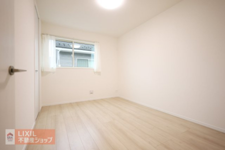 �Q�� �y�Q���z���n�����ʐ^�B���邢�̌��̓����Q���ł��B