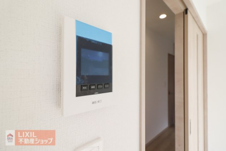  �yTV�C���^�[�z���z���n�����ʐ^�B�J���[TV�C���^�[�z���B