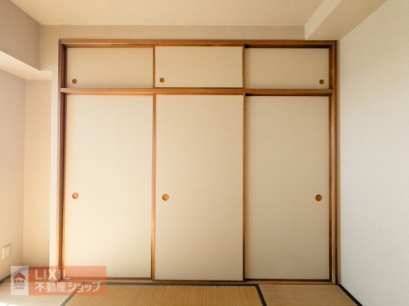 ���[ ������p�n���K�[���b�N��N���A�P�[�X�����p����΁A��e�ʂ̃E�H�[�N�C���N���[�[�b�g�ɂ����������Ȃ��ߗގ��[�ւƐi�����܂��B