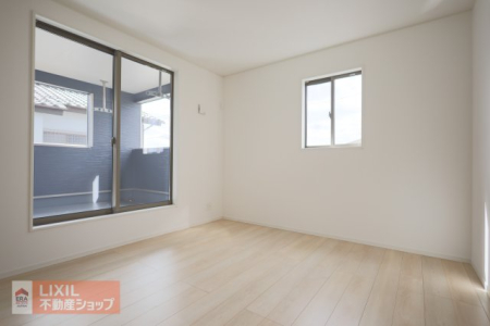 �Q�� �y�Q���z���n�����ʐ^�B���邢�̌��̓����Q���ł��B